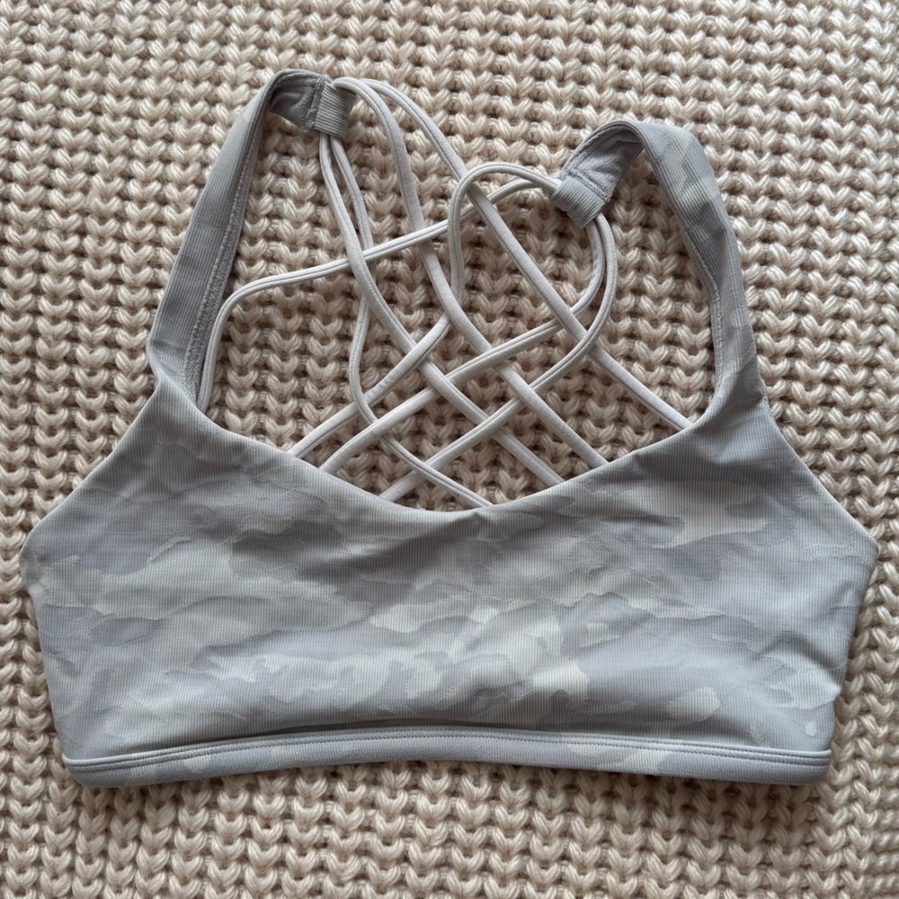 Lululemon Free to Be Wild Bra - size 6, white camo print